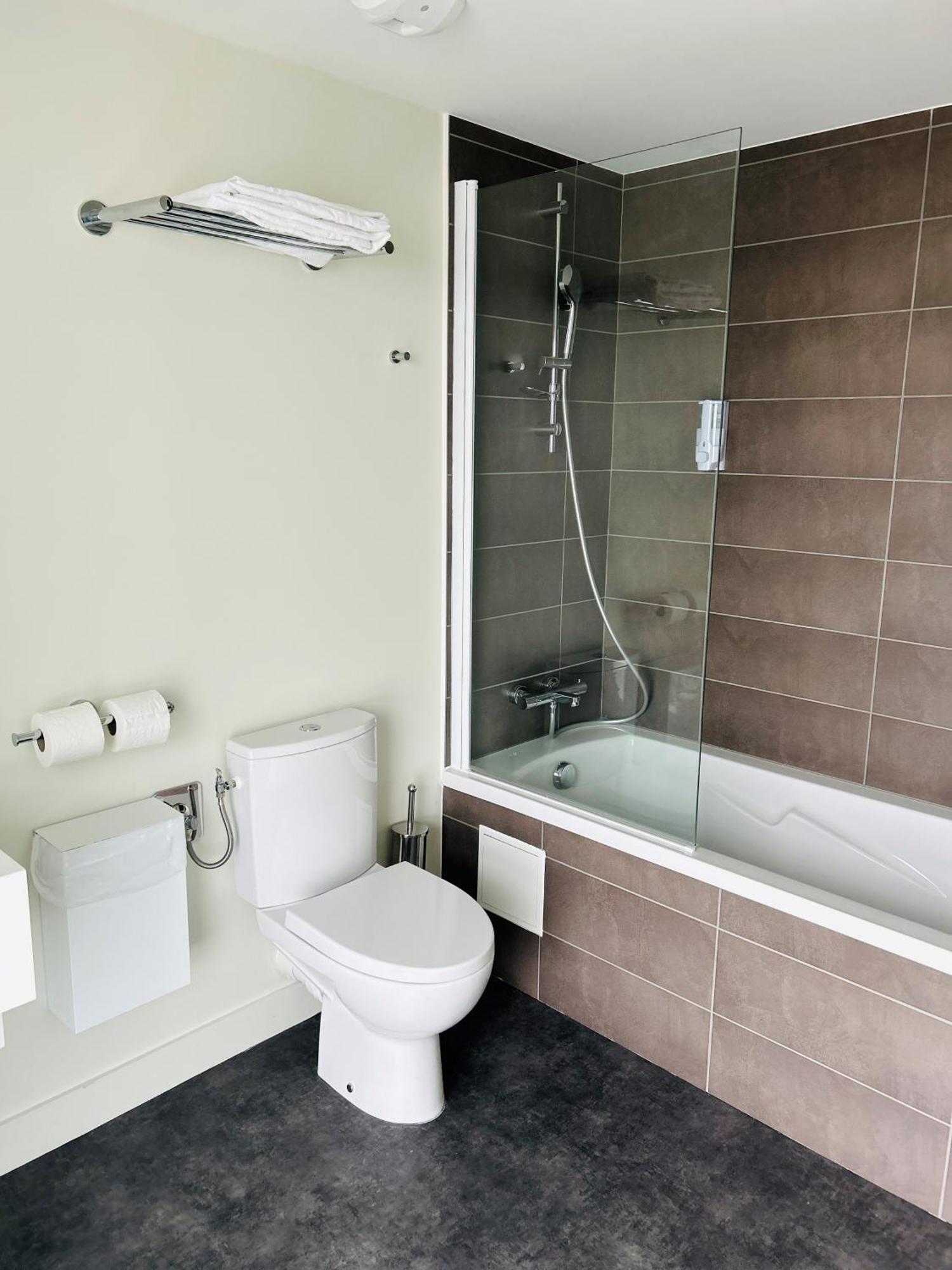 Hotel Wood Inn Bordeaux Aeroport Мериньяк Экстерьер фото